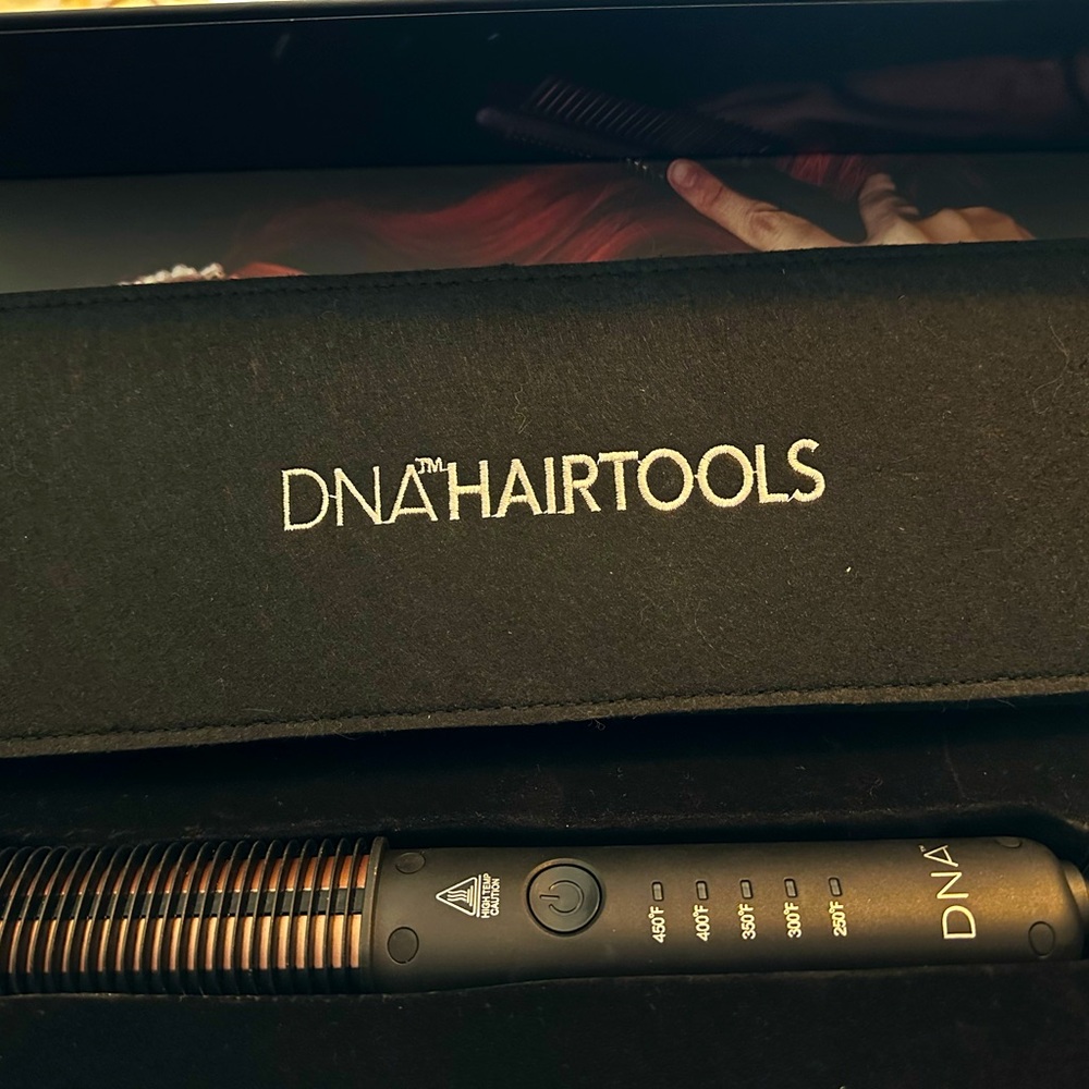 DNA HAIR TOOLS styling comb